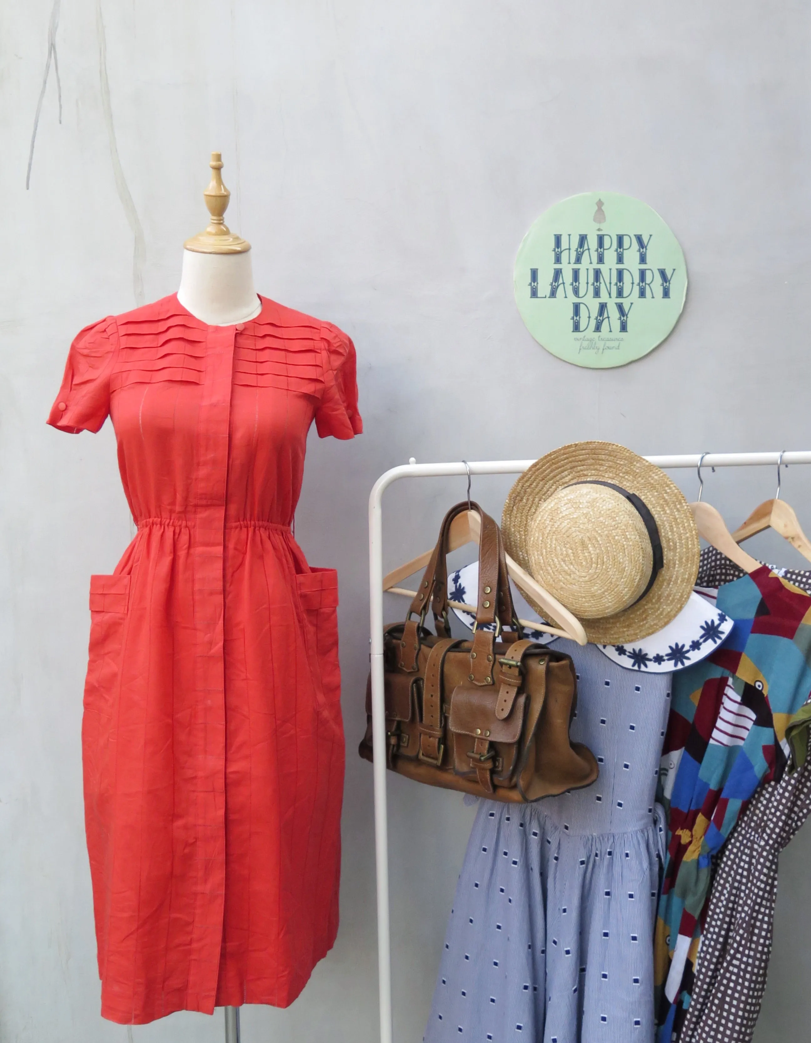 Meredith | Vintage vermillion orange red 1950s plain cotton dress with 2 large pockets