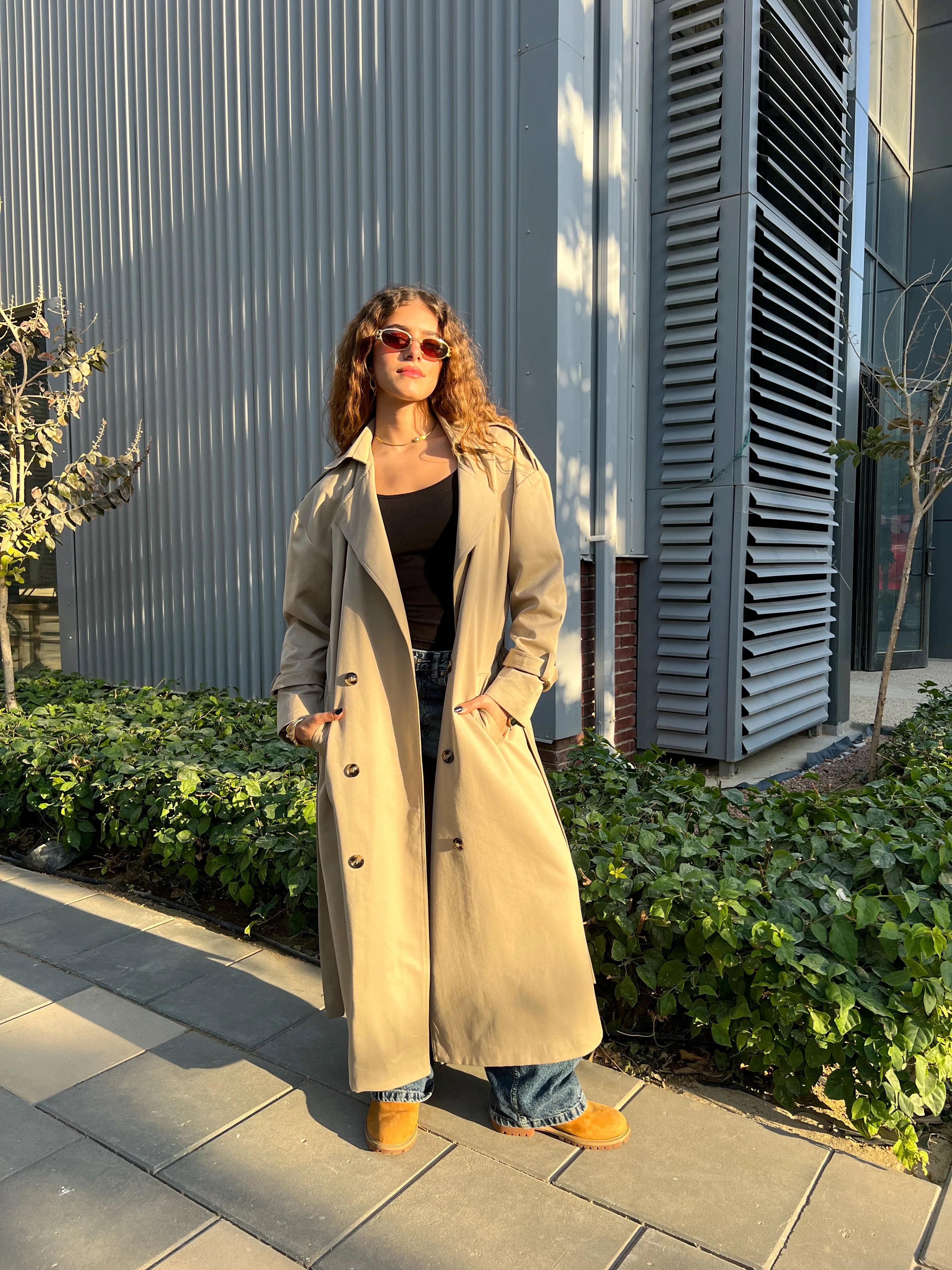 NEW TRENCH COAT IN BEIGE