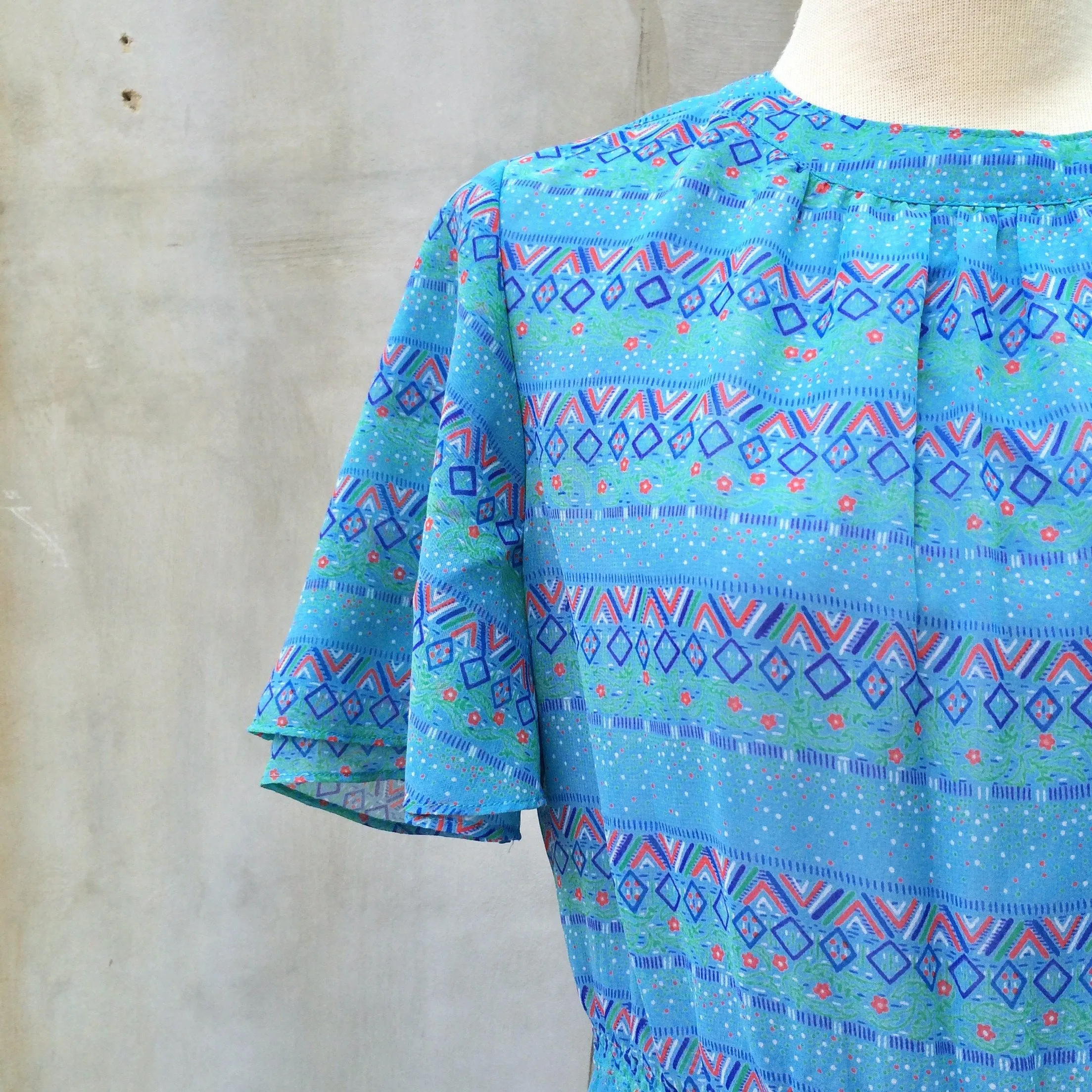 SALE! | Patty Cakes | Vintage 1940s polka dot and zig zag print Day Dress