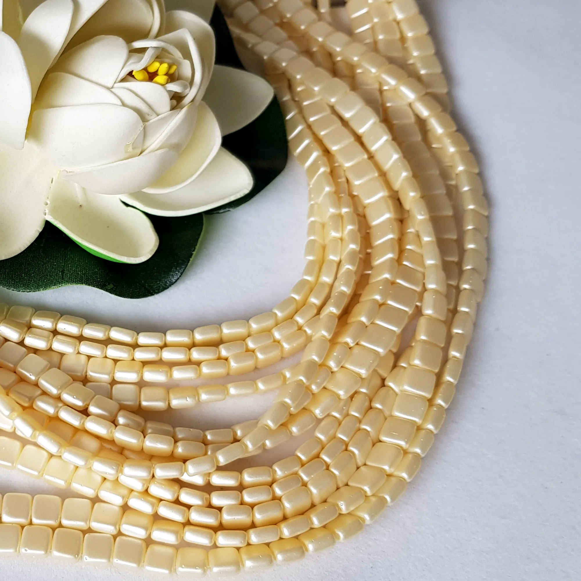 Tile Cream Pearl Coat 6mm CzechMate Beads | CZMTile-25039 | Beading Supply