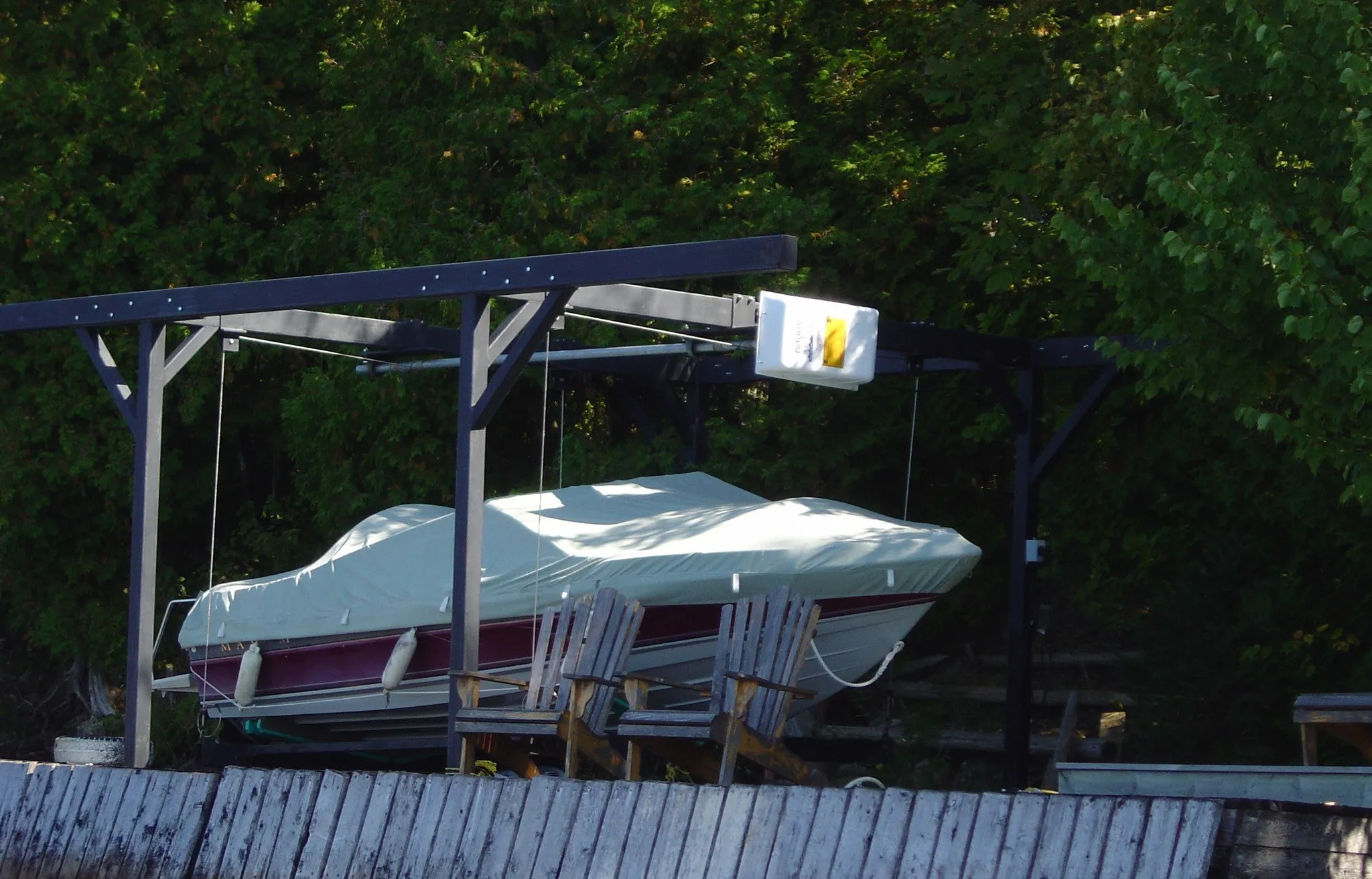Wet Slip Boat Lifts AS2500